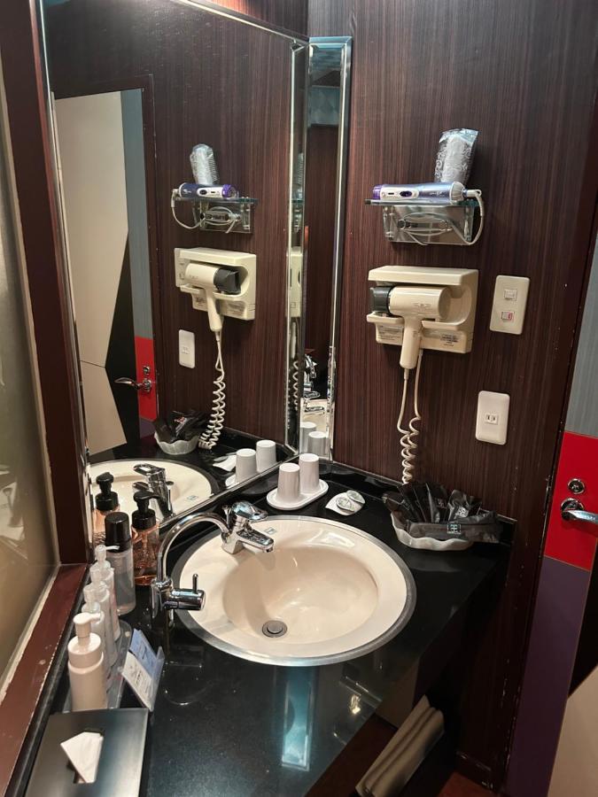 Akaikutsu - Adult Only * Yokohama (Kanagawa)